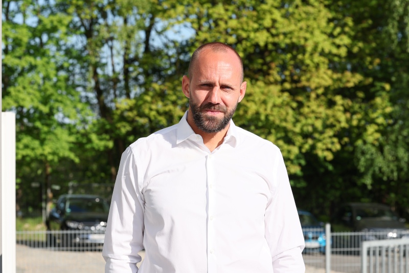 Trainer Felix Schuetz 003 002